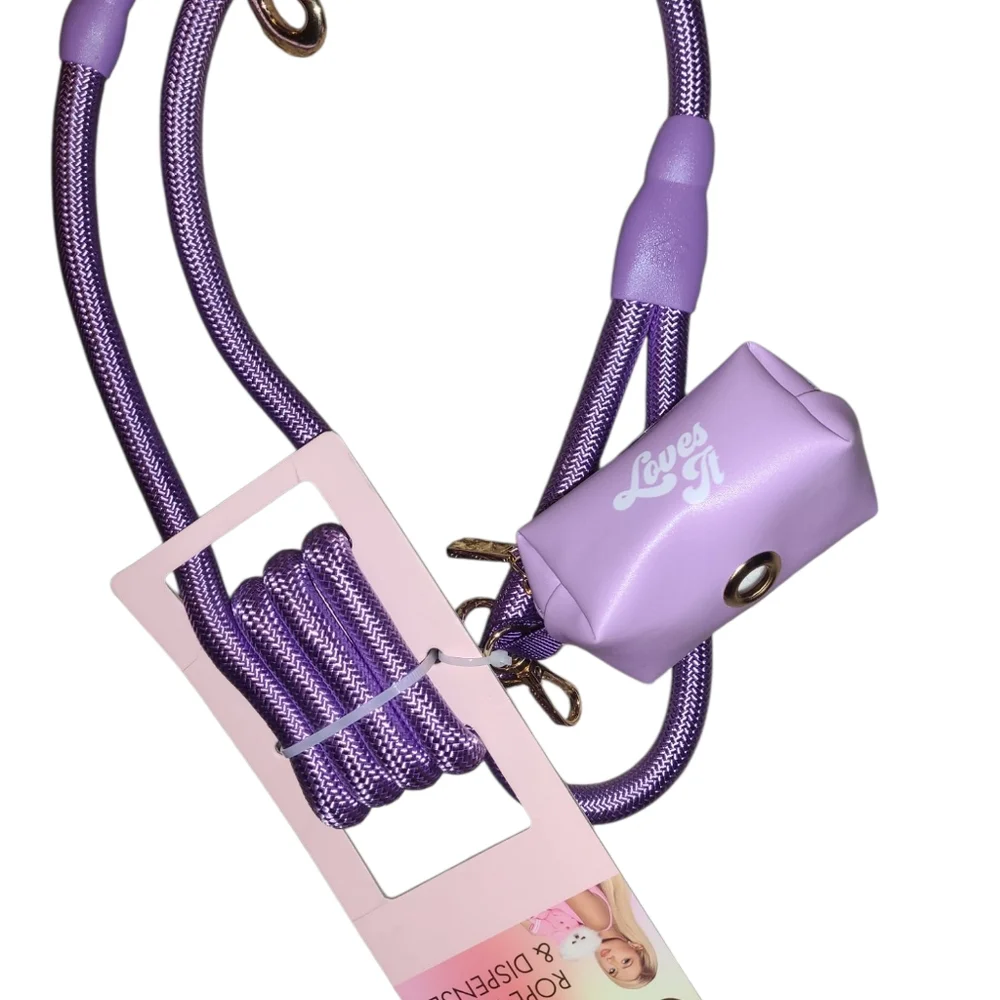 NWT Paris Hilton Lavender Dog Leash with Dispenser
